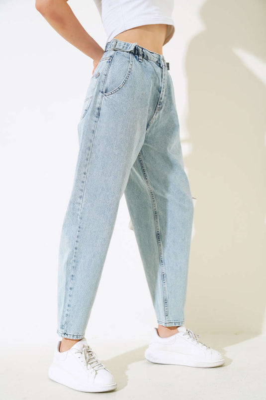 Jean boyfriend à boucle latérale, couleur neige claire