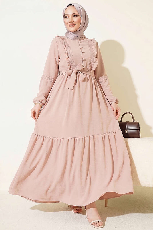 Vestito beige con bottoni Brit e dettagli in pizzo