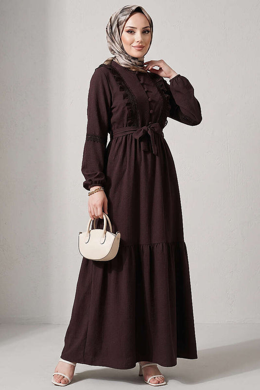 Robe en dentelle à boutons Brit, couleur café