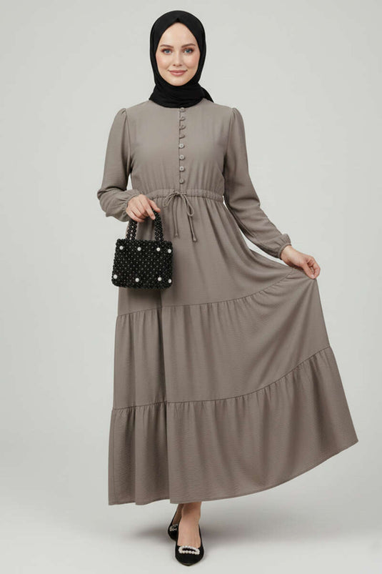 Robe à volants boutonnée Brit couleur vison