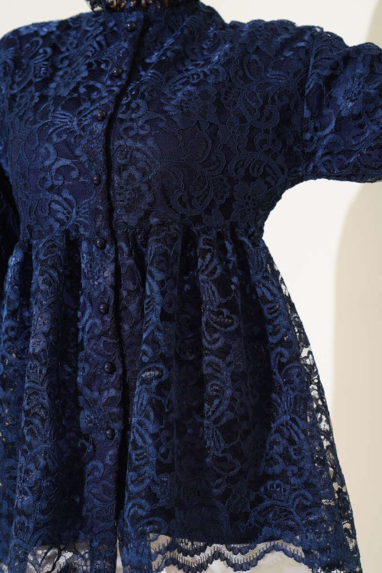 Chemise boutonnée brodée sur le devant bleu marine