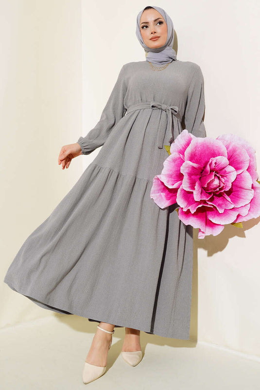 Robe grise à volants en crêpe