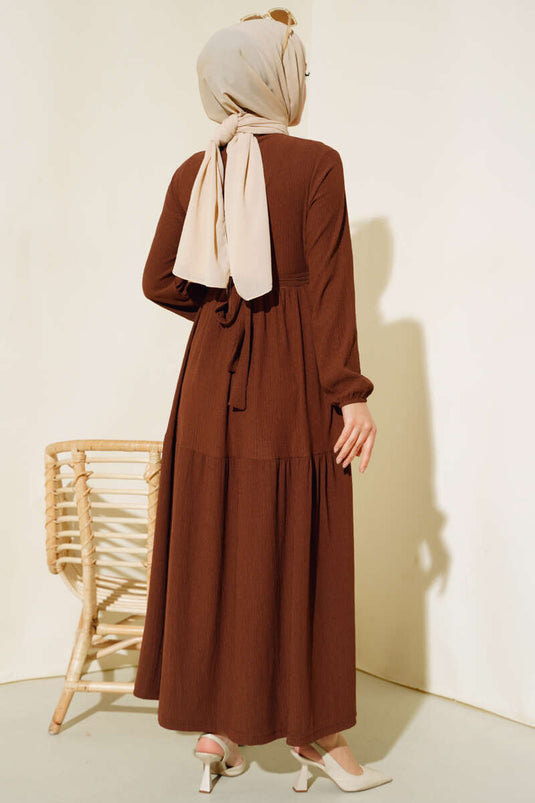 Robe en crêpe à plusieurs étages marron