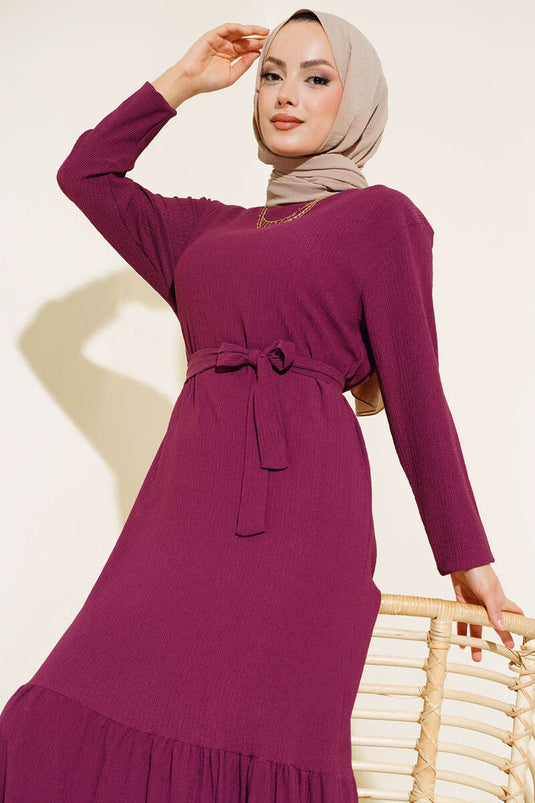 Robe plissée à volants et ceinture prune