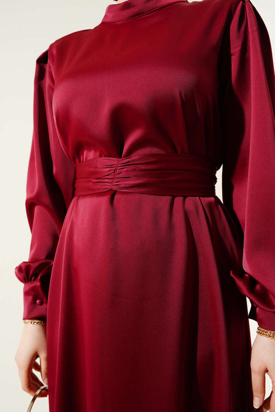 فستان ساتان أساسي مع حزام مجمع - بورجوندي