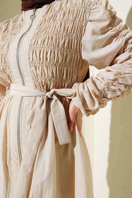 Veste ceinturée à cordon de serrage et fermeture éclair beige