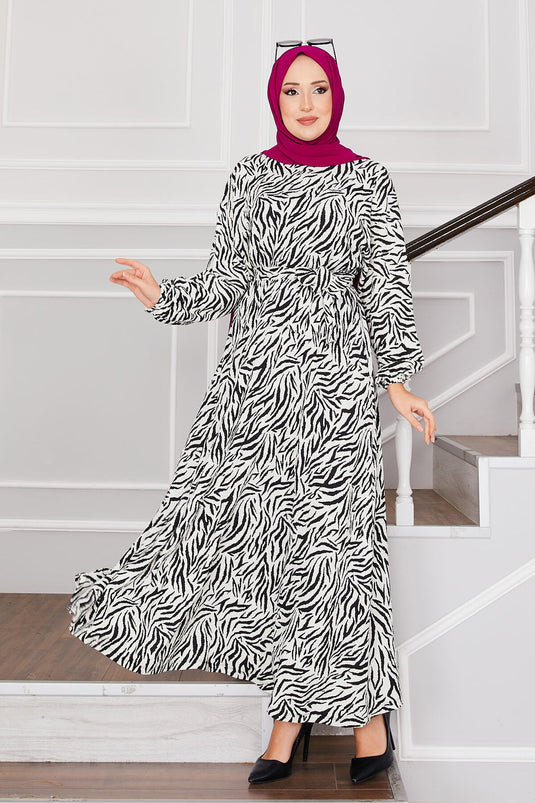 Robe hijab en crêpe avec ceinture et motif verre brisé, blanche