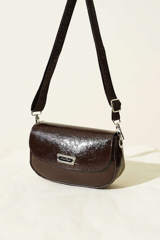 Sac en cuir verni à bandoulière croisée marron foncé