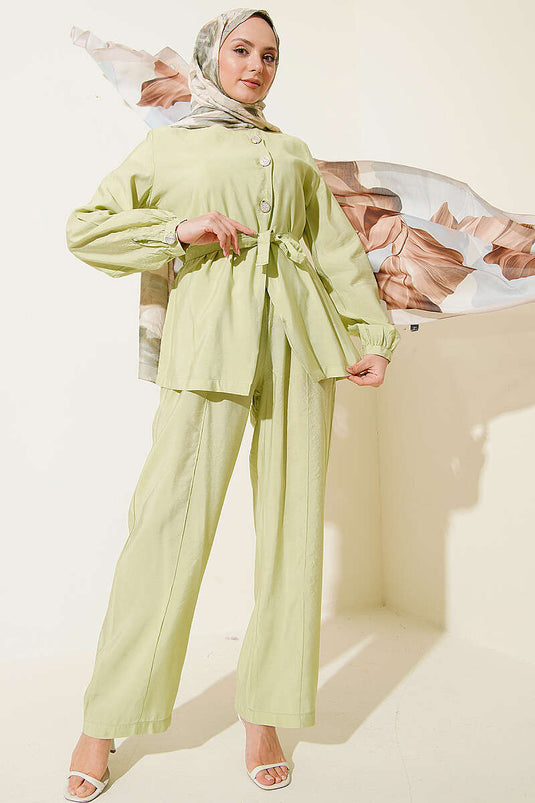 Ensemble deux pièces en modal avec ceinture et boutons croisés, vert avocat