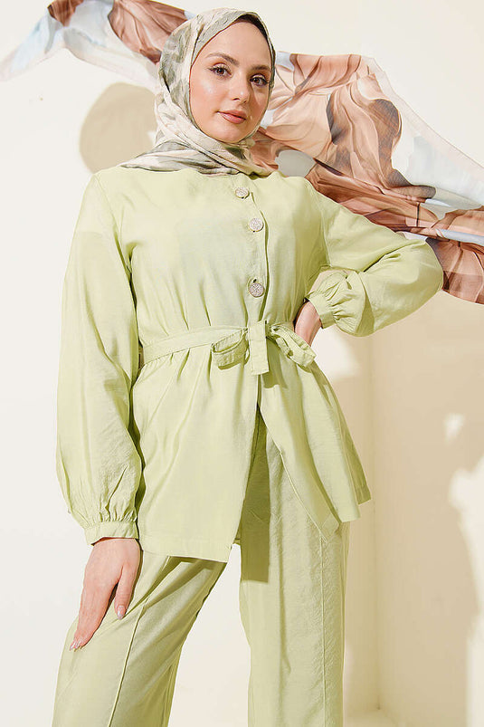 Ensemble deux pièces en modal avec ceinture et boutons croisés, vert avocat
