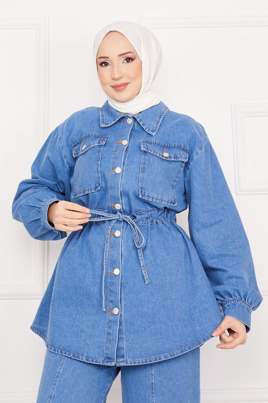 Costume en jean bleu avec hijab et lacets à la taille et poches détaillées