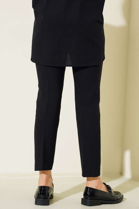 Detailed Fabric Trousers Black