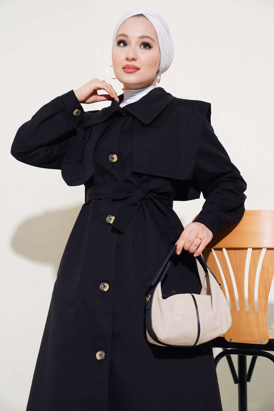 Cape-Trenchcoat mit Taschenklappe und detailliertem Cape in Schwarz