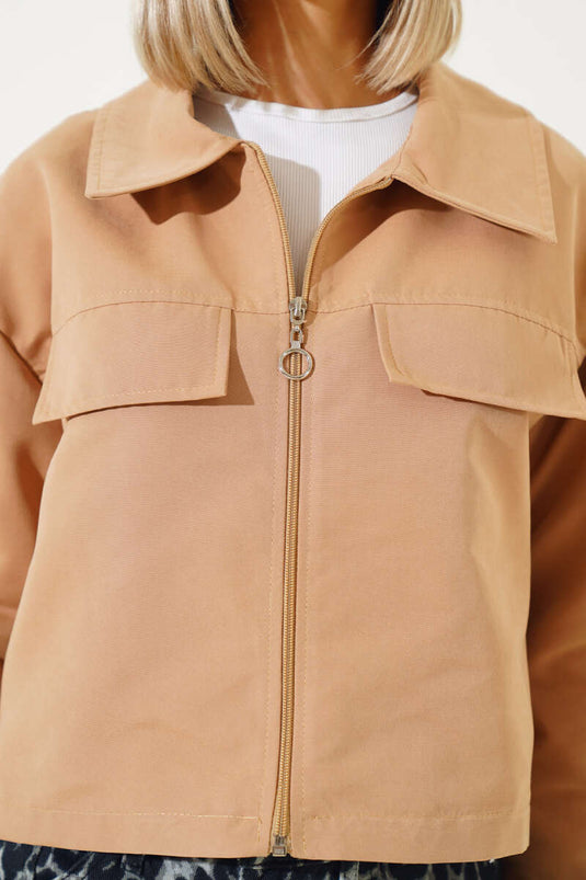 Cep Kapaklı Fermuarlı Kısa Ceket Camel