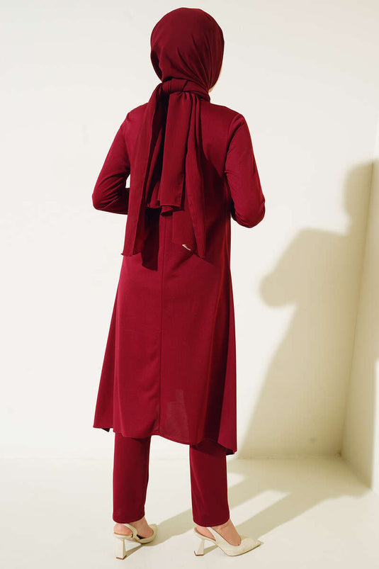 Costume double avec veste et détails de boutons, rouge bordeaux