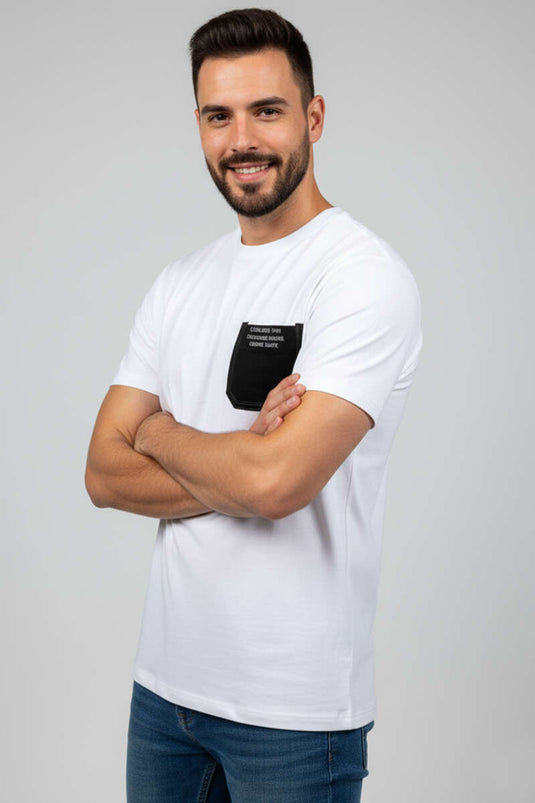 تيشيرت رجالي مطبوع بتقنية الحقن مع جيوب، أبيض