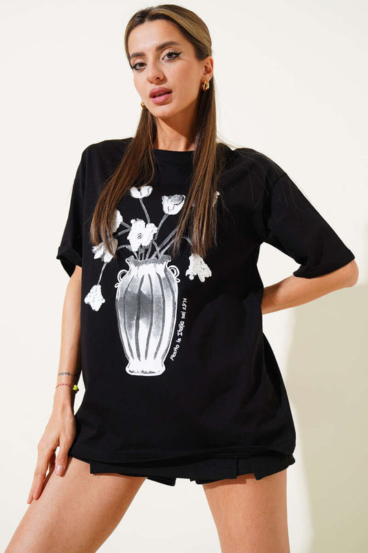 Çiçek Baskılı Pullu T-shirt Siyah