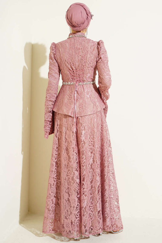 Ensemble de soirée deux pièces avec dentelle fleurie et pierres, couleur vieux rose