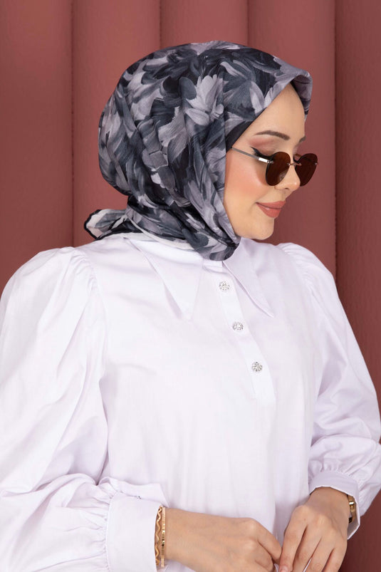 سلسلة أوشحة بنقشة الأزهار باللون الأسود