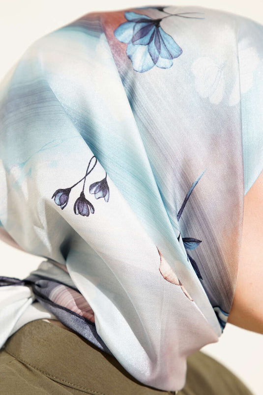 Marineblauer Twill-Schal mit Blumenmuster