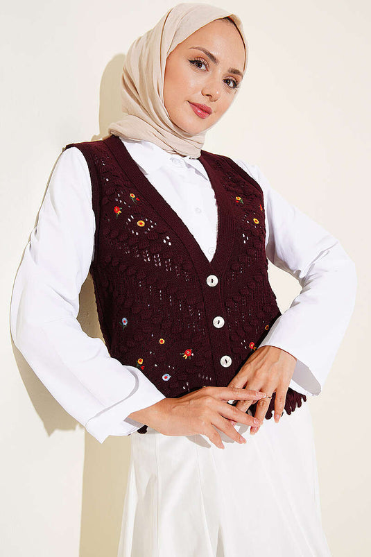 Çiçek Desenli Ajurlu Düğmeli Yelek Bordo
