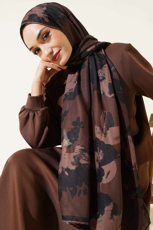 شال ريبانا بنقشة الأزهار بني داكن