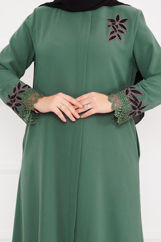 عباية حجاب بتفاصيل زهور نعناع