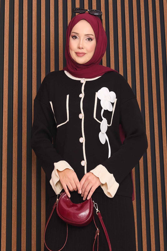 Ensemble hijab en maille noire orné de fleurs et de boutons en nacre