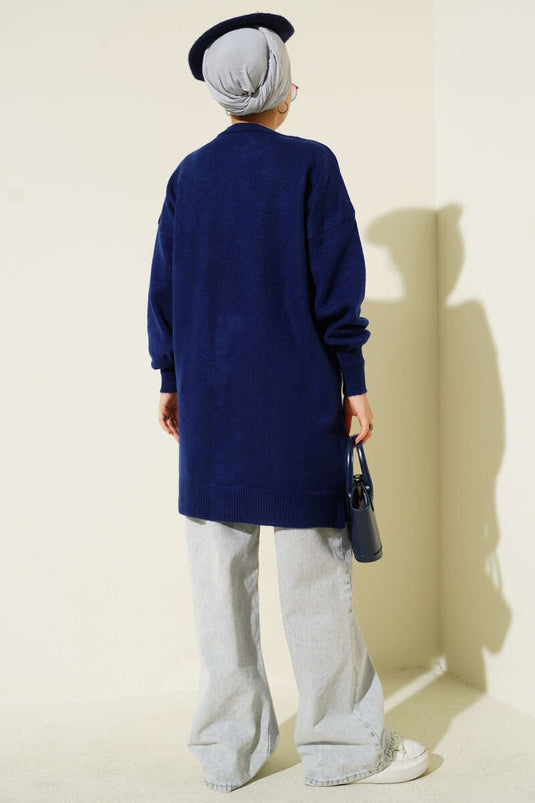 تونيك محبوك ناعم بتفاصيل زهرية، أزرق داكن