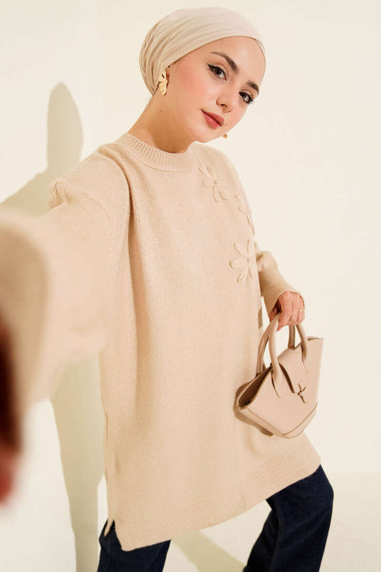 Tunique en tricot doux à fleurs détaillées Latte