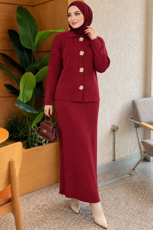 Completo Gonna In Maglia Con Bottoni E Fiori Dorati Bordeaux