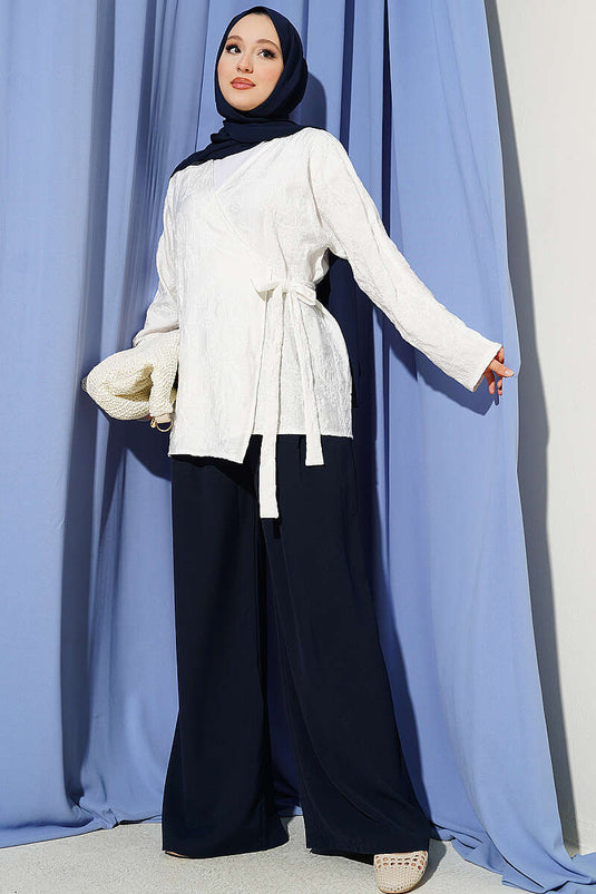 Çiçek İşlemeli Bağlamalı Kimono Beyaz