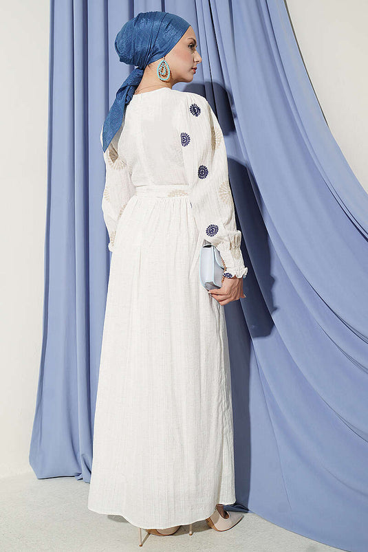 Robe Brodée À Fleurs Marine