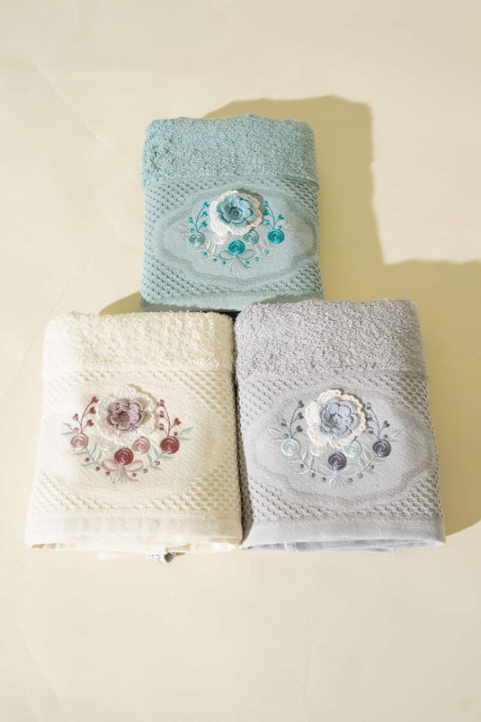 Çiçek Nakışlı 3'lü Yüz Havlu Set Asorti 1