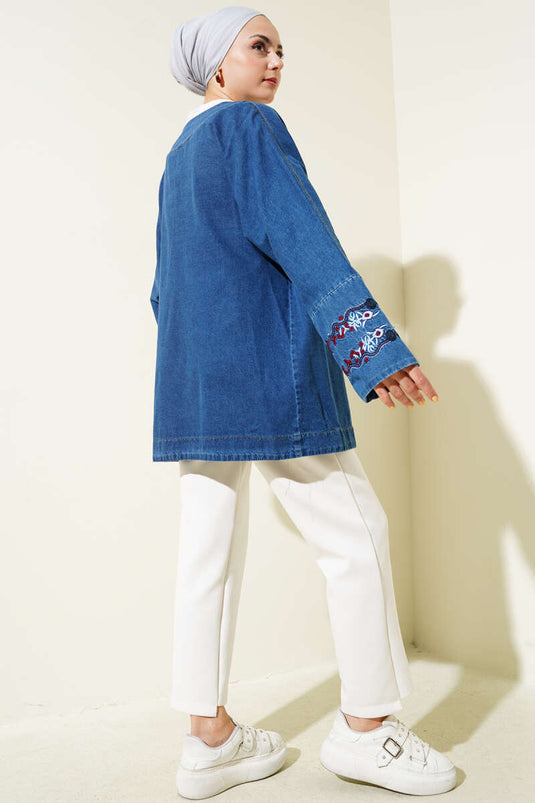 Kimono in denim ricamato floreale blu