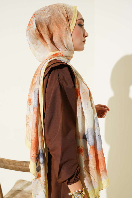 شال أصفر بنقشة زهور الخيزران