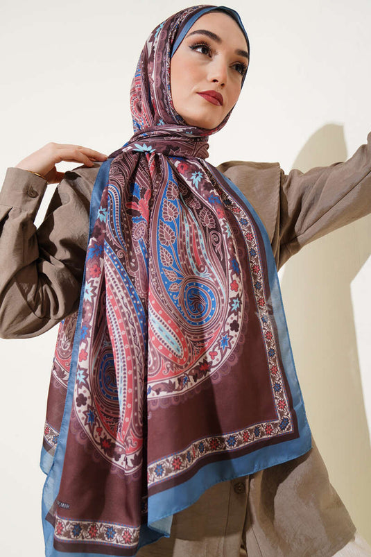 Sjaal met bloemenmotief en etnisch patroon, olieverf