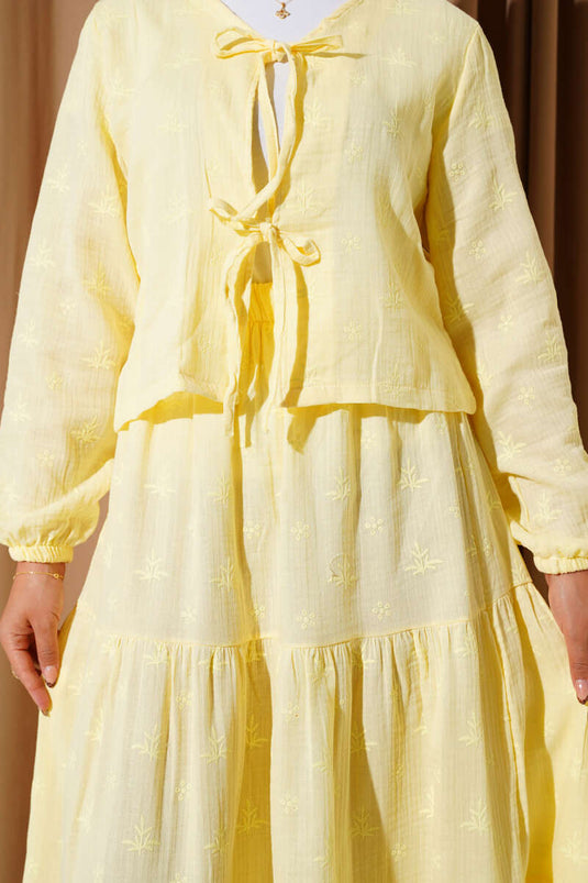 Çiçekli Yaprak Nakışlı Etekli İkili Takım Sarı