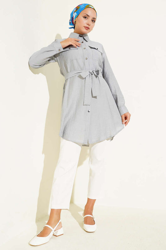 Tunique grise à double poche et ceinture nouée