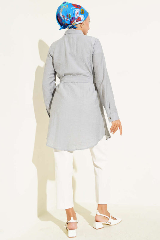 Tunique grise à double poche et ceinture nouée