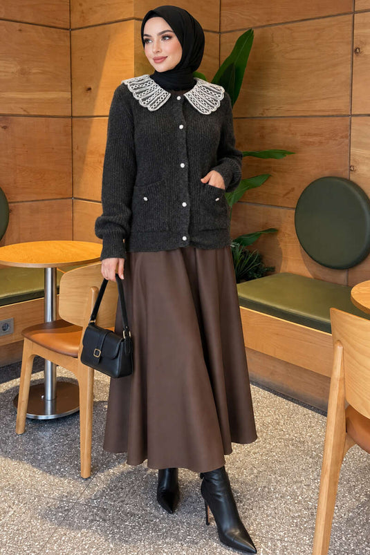 Fitted Knit Cardigan With Double Pockets And Lace Collar In Smoke Grey