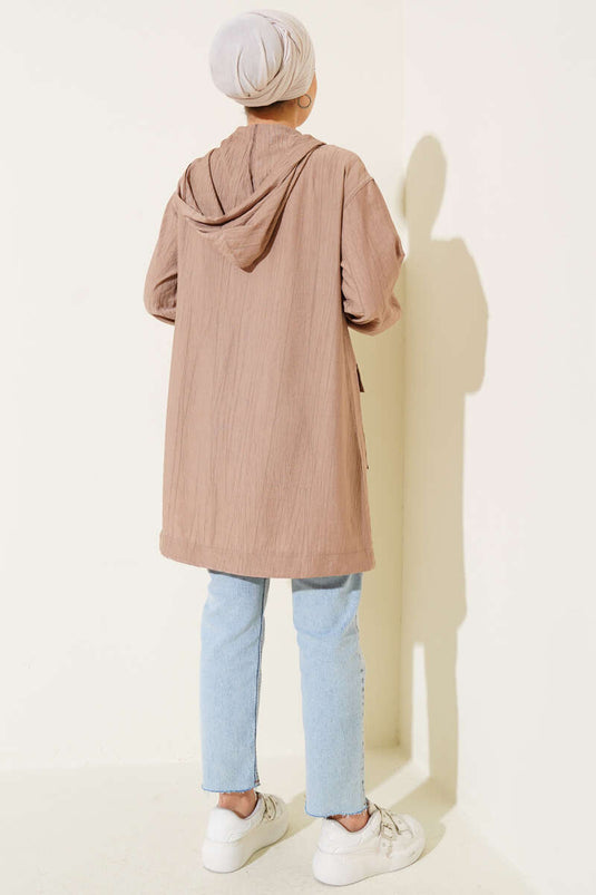 جاكيت لاتيه بغطاء رأس وجيبين