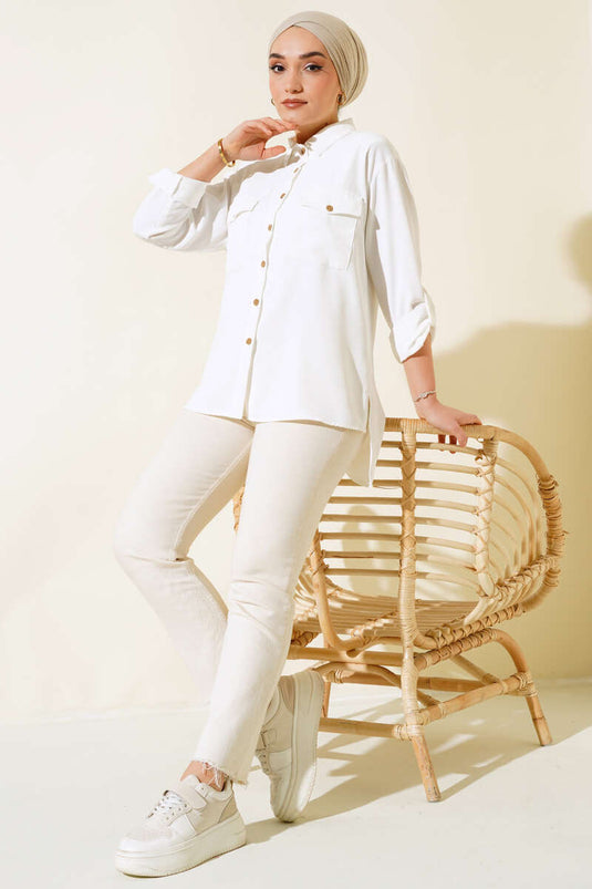 قميص بأزرار خشبية بجيب مزدوج، لون بيج