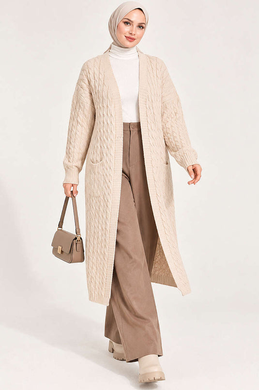 Lange Strickjacke Mit Doppeltaschen Und Verzierung