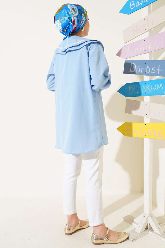 Doppelt marineblaues Hemd mit Zickzackmuster und Kragen