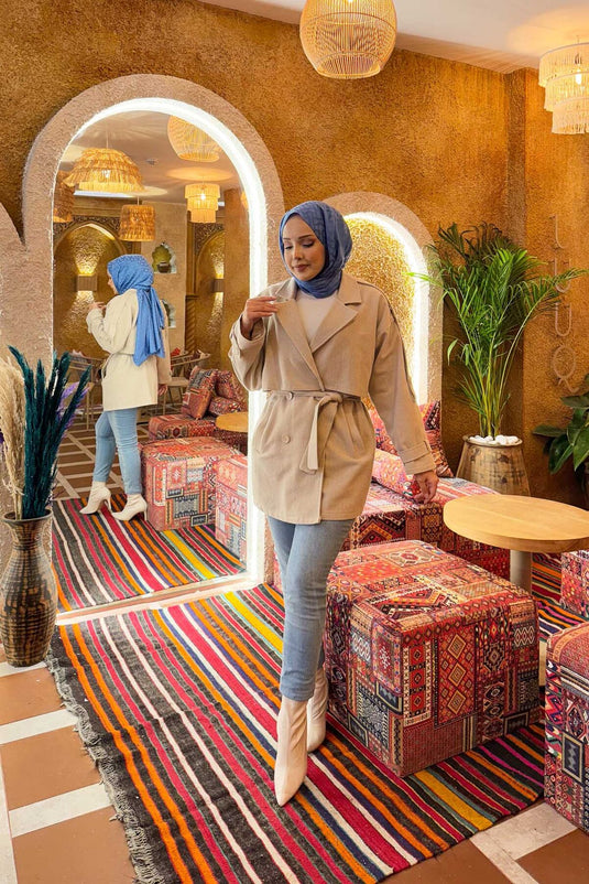 Trench-coat court doublé à double boutonnage pierre