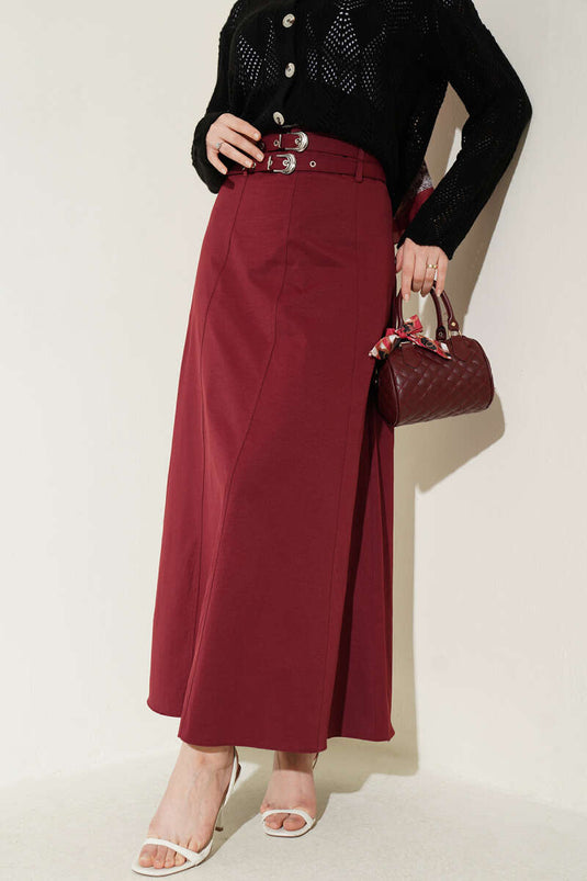 Jupe bordeaux à double ceinture avec détails de couture