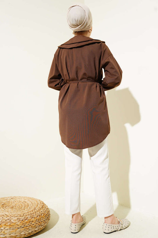 Chemise marron à double col et ceinture en corde