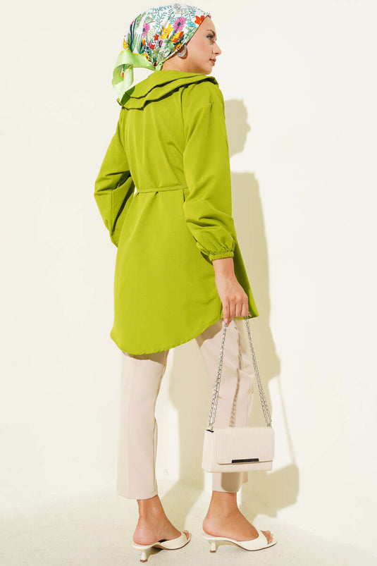 Chemise verte à double col et cordon de serrage