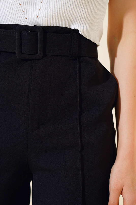 Çamalı Short Ceinture Noir
